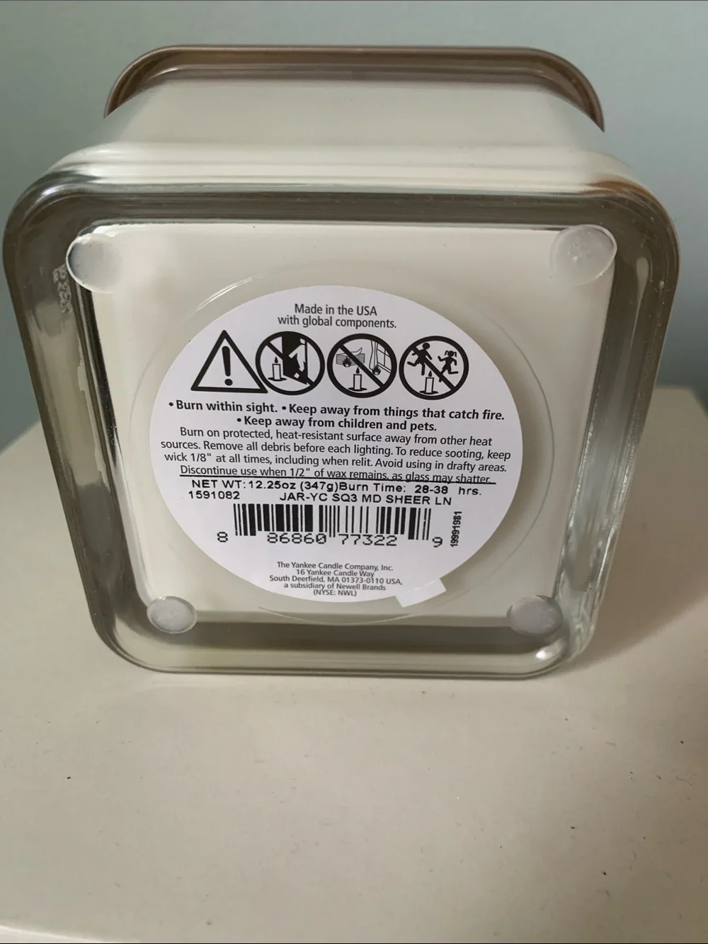 Yankee Candle Sheer Linen 3-Wick Square Jar - White with Rose Gold Lid